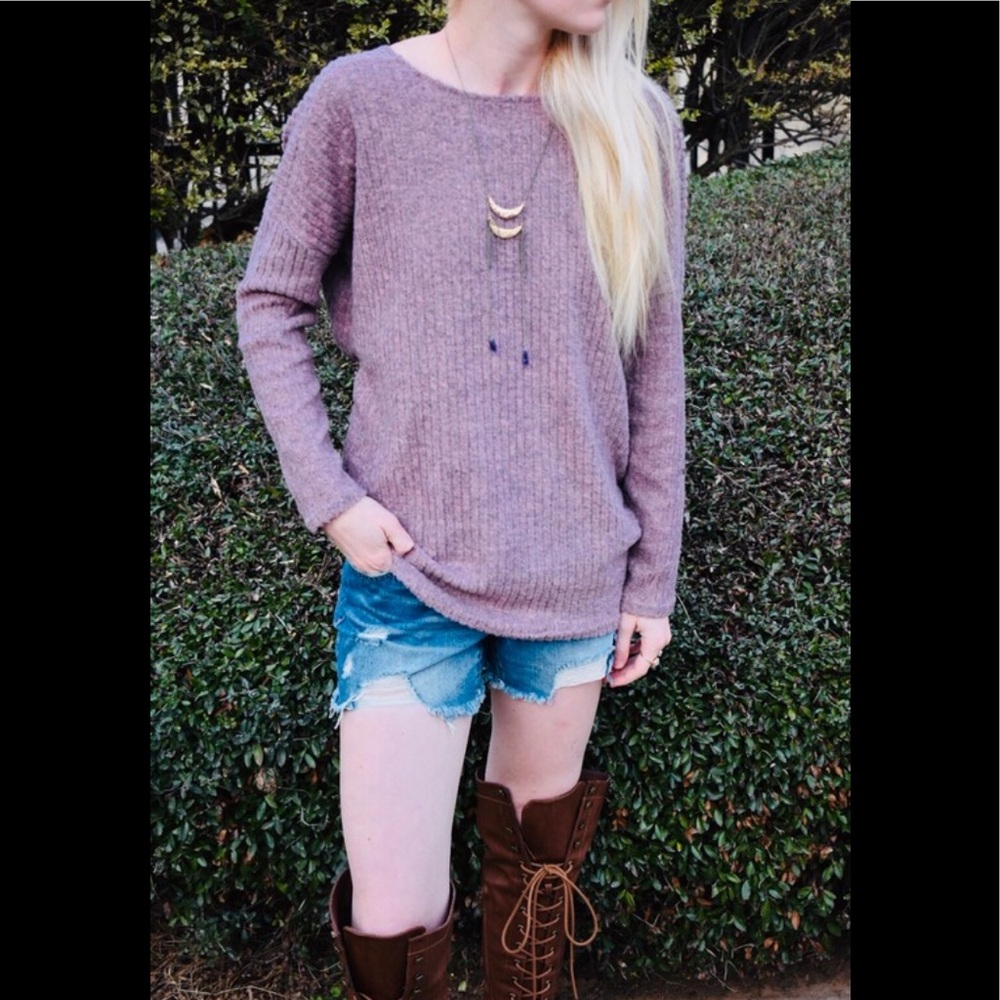 Twist Knot Ribbed Sweater - Picture 6 of 6